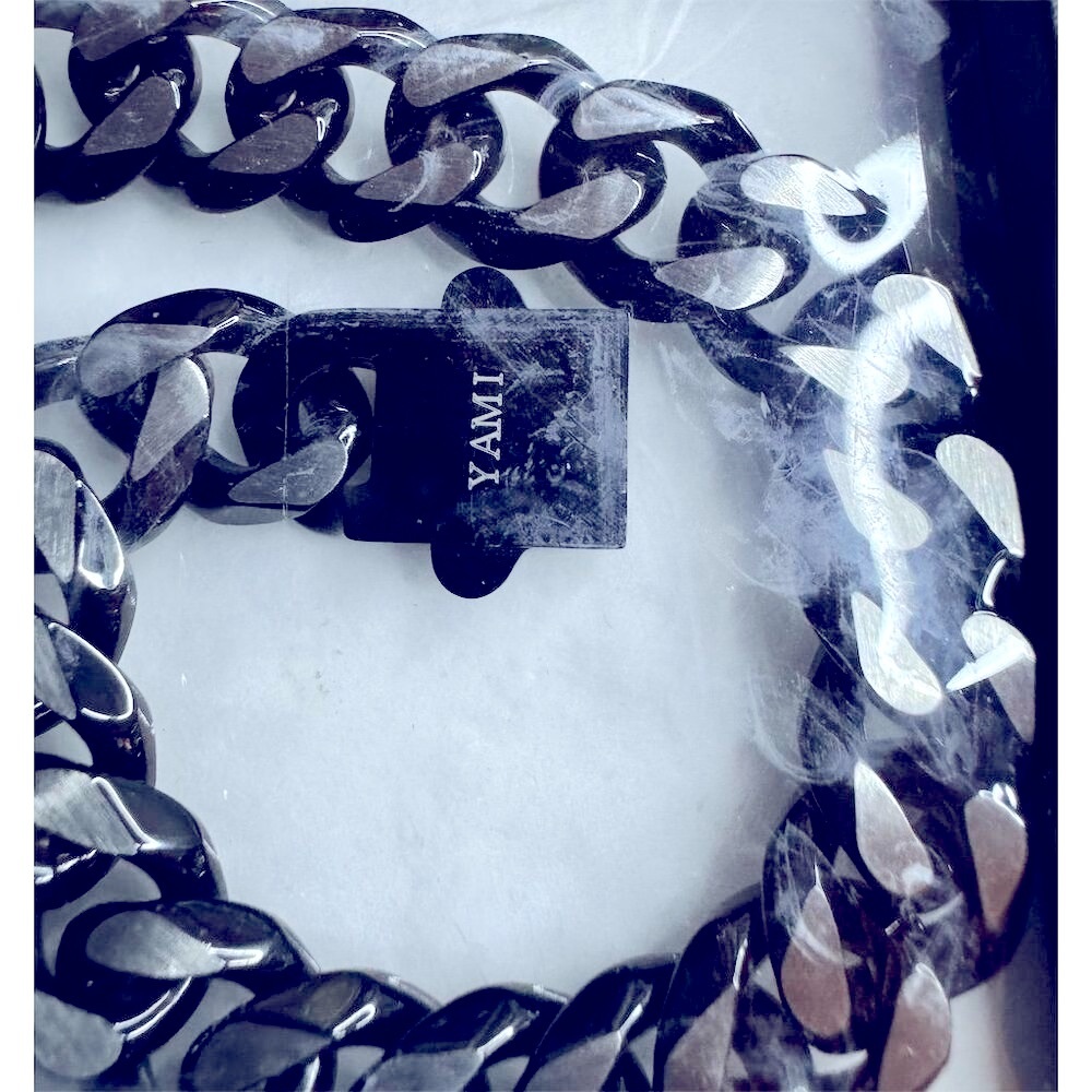 New Yaml Black Cuban Link Chain Bracelet Crafted from Titanium Steel